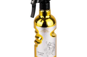 KRESHU 500ML Spray Water Bottle Ultra-Fine Mist Spray Water Gun Hairdressing Sprayer Styling Tools for Styling Salon Hair Barber Skin Care Bottle Mist Bottle Pressure Pump Flowers (Gold, Pack of 1)
