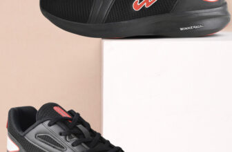 Campus Magnite Running Shoes For Men(Black , 8)